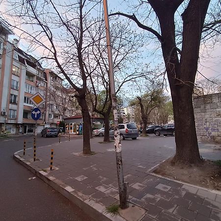 Sunny 2-Bedroom Maisonette Varna & Parking Экстерьер фото