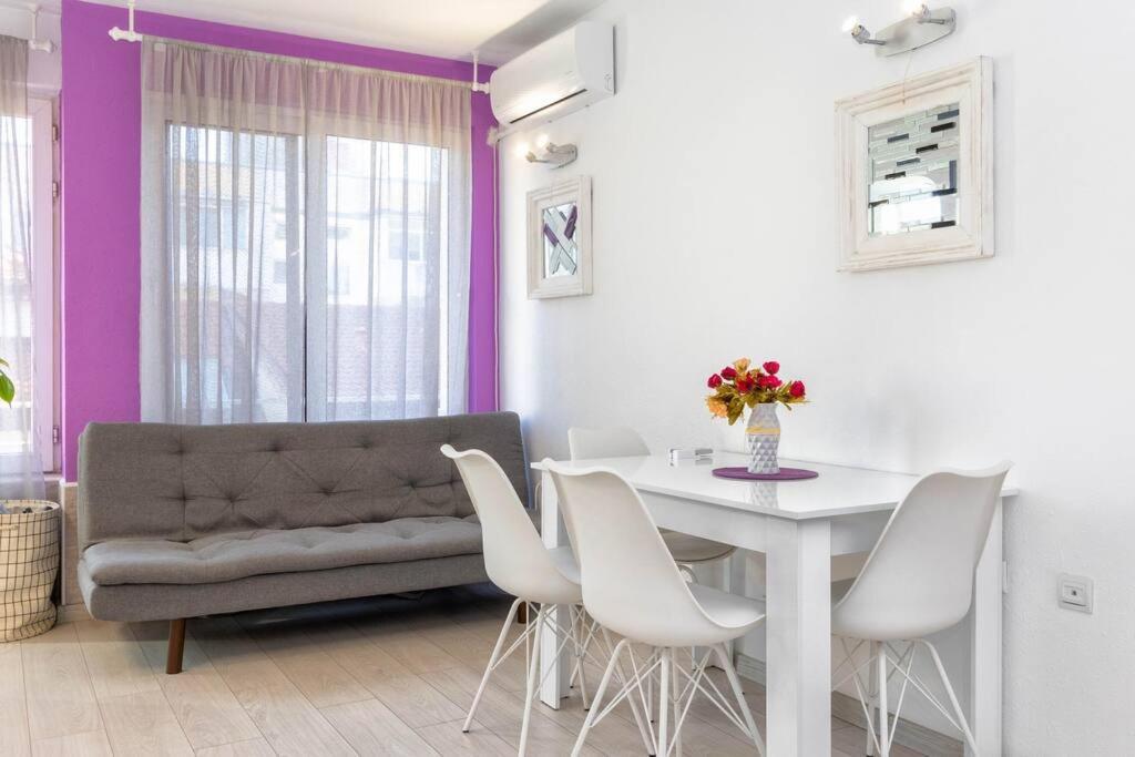 Sunny 2-Bedroom Maisonette Varna & Parking Экстерьер фото